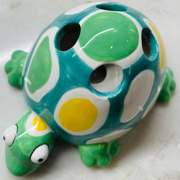 4-Piece Children’s Bathroom Accessory Set - Picture 2 of 4